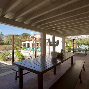https://can-sureda-la-goleta-villas.balearic-islands.net