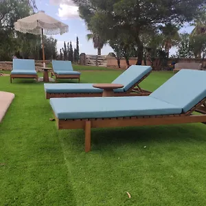 https://claudia-by-nura.balearic-islands.net